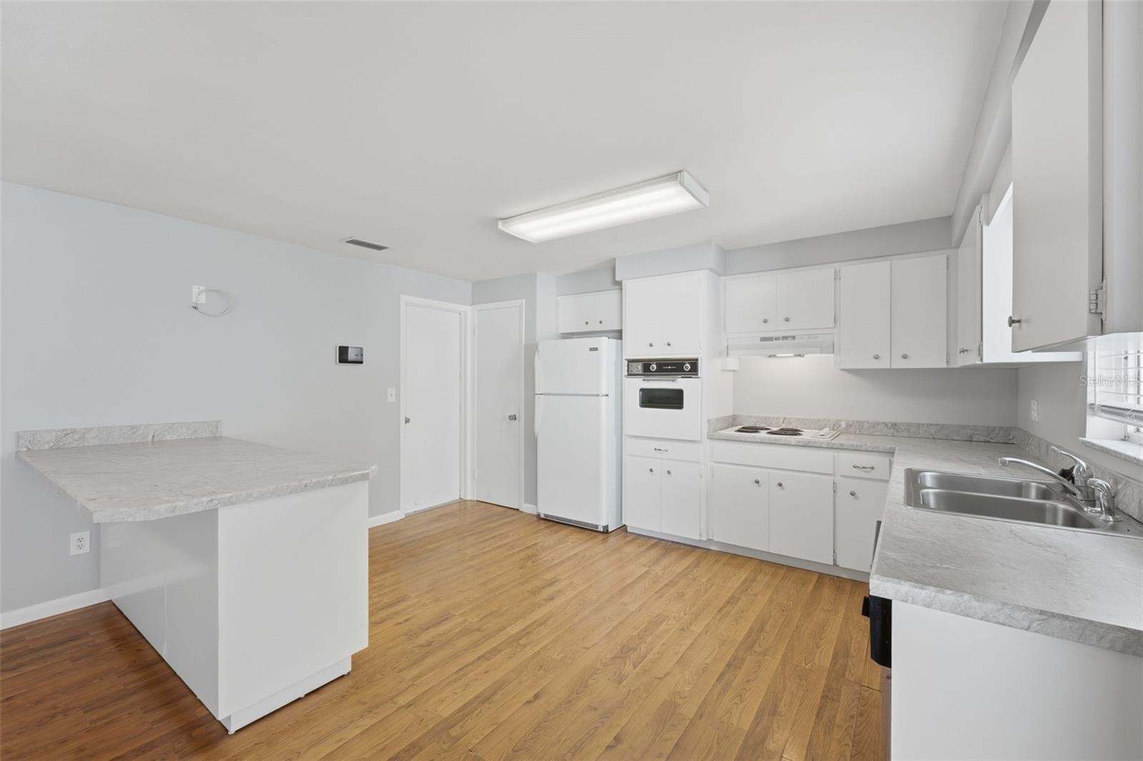 1387 Bellevue Blvd Property Photo 12