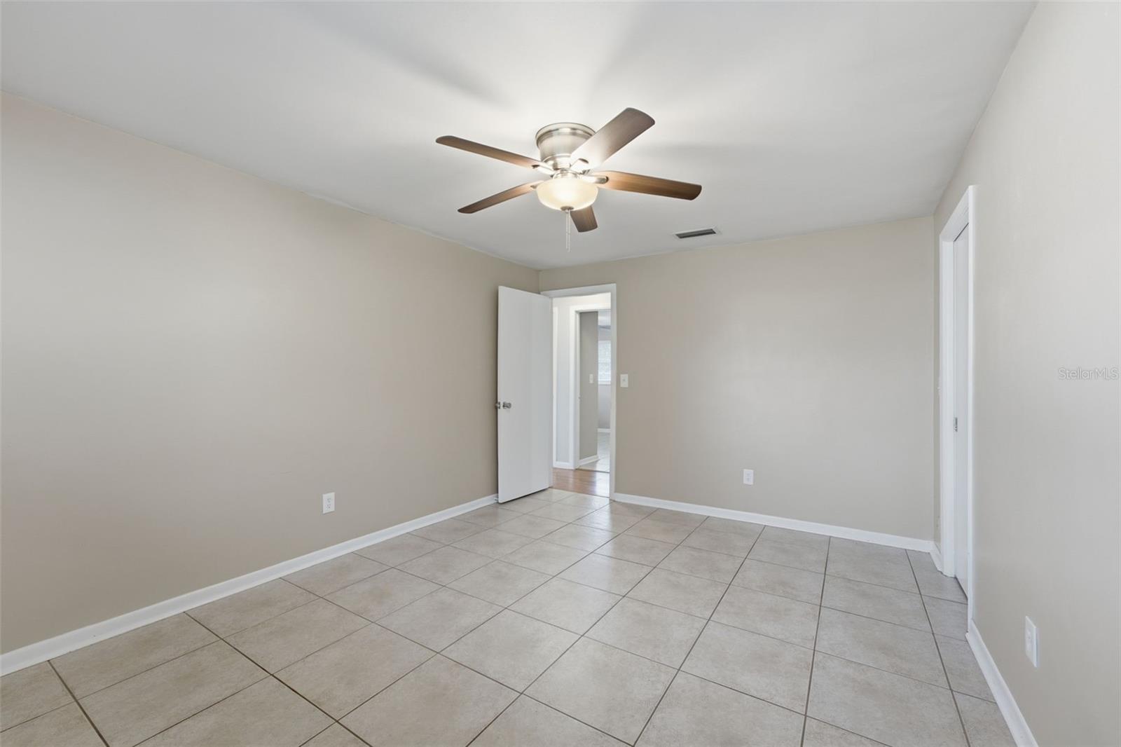 1387 Bellevue Blvd Property Photo 23