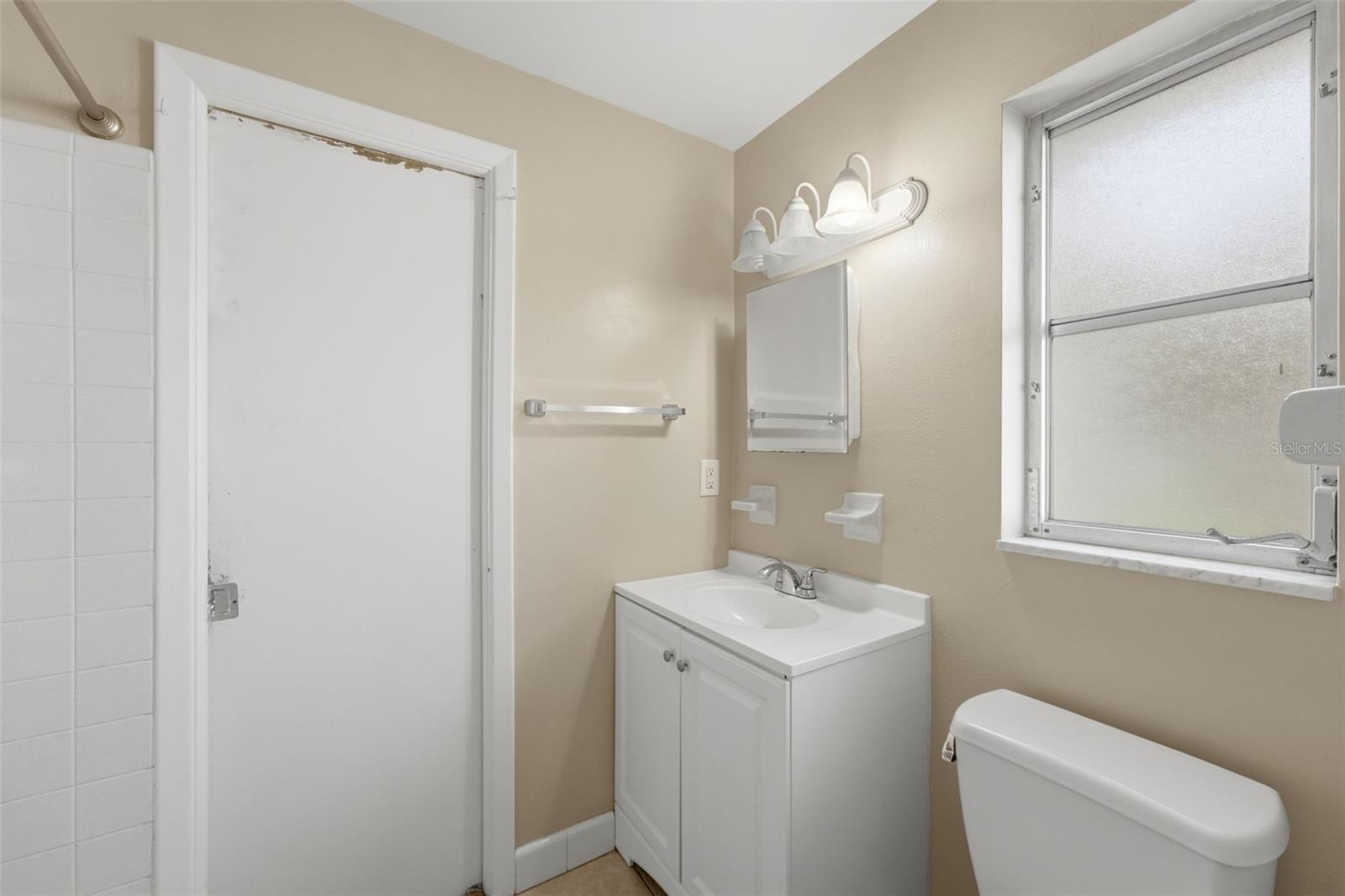 1387 Bellevue Blvd Property Photo 24