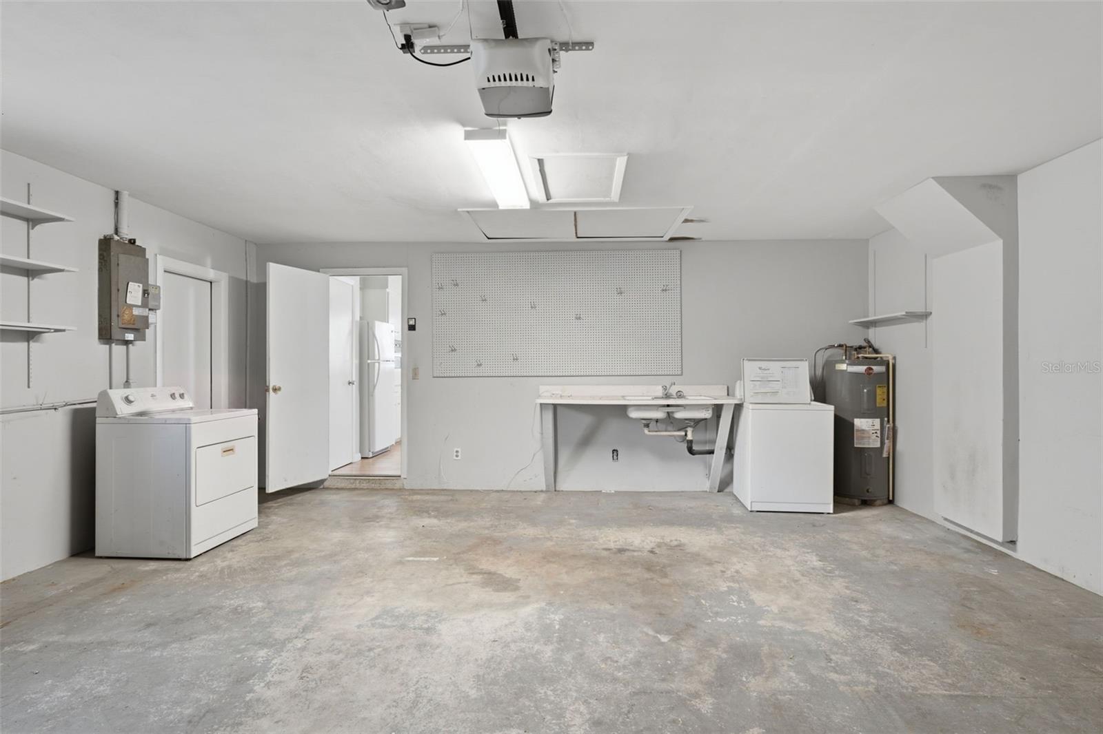 1387 Bellevue Blvd Property Photo 33