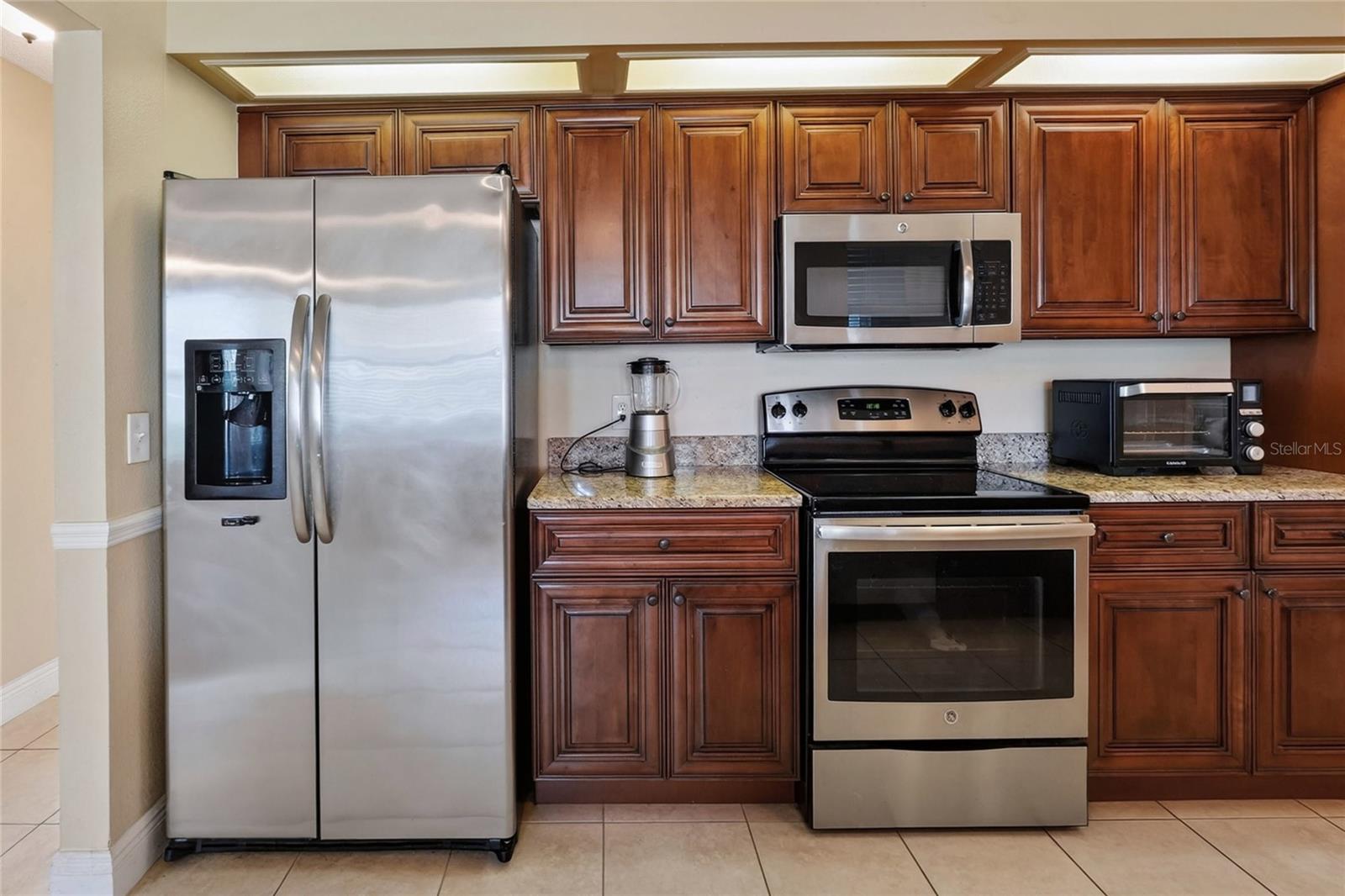 3210 Thoroughbred Loop Property Photo 11
