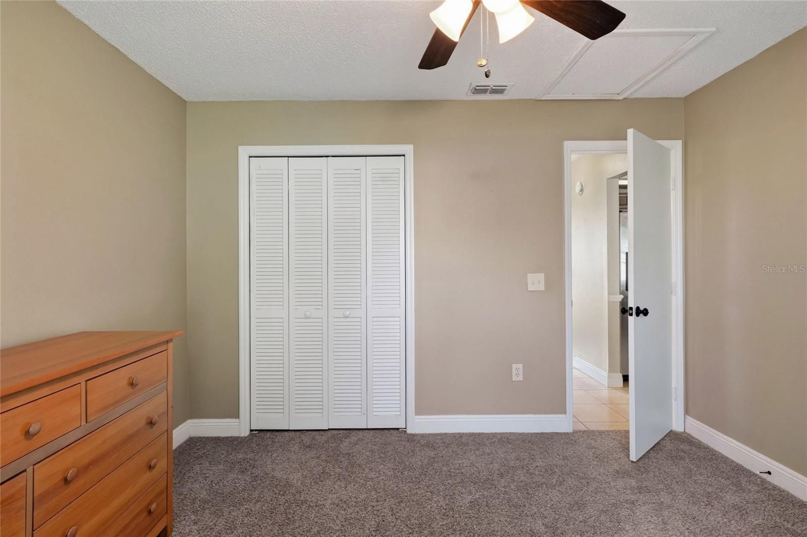 3210 Thoroughbred Loop Property Photo 25