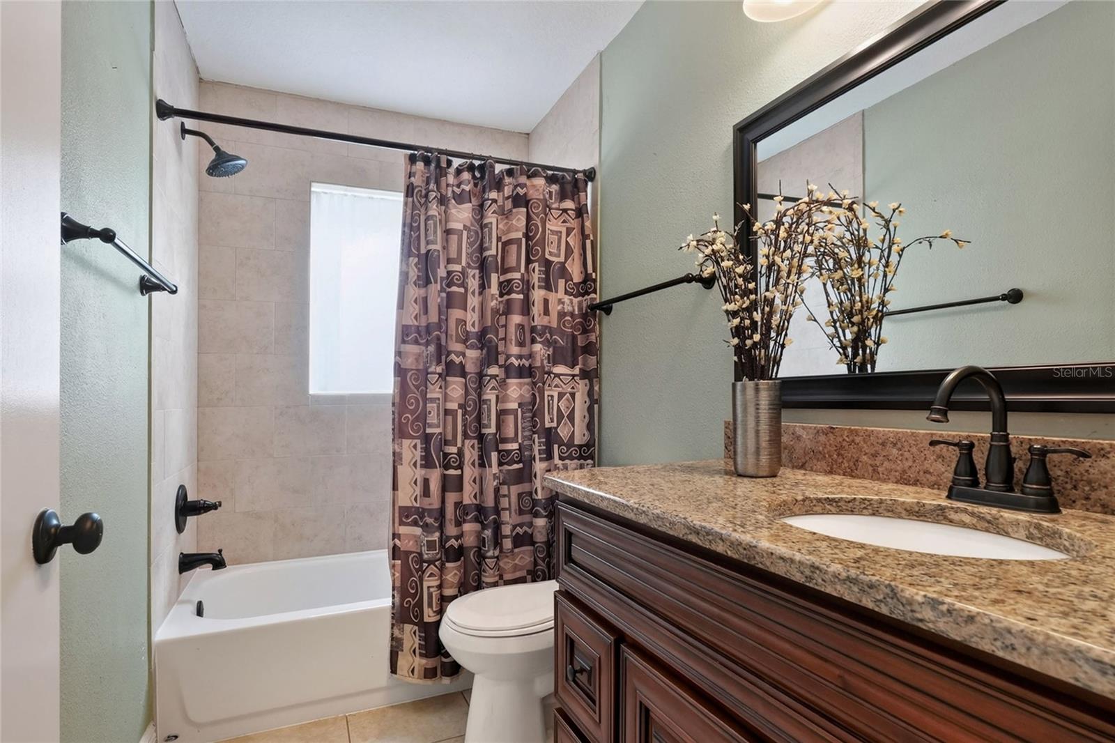 3210 Thoroughbred Loop Property Photo 26