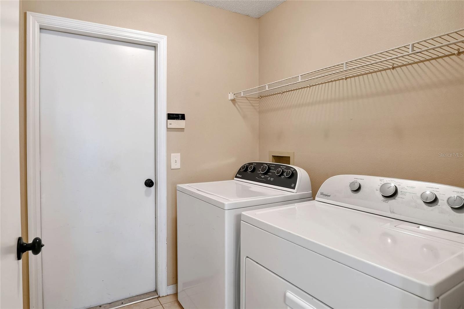 3210 Thoroughbred Loop Property Photo 30