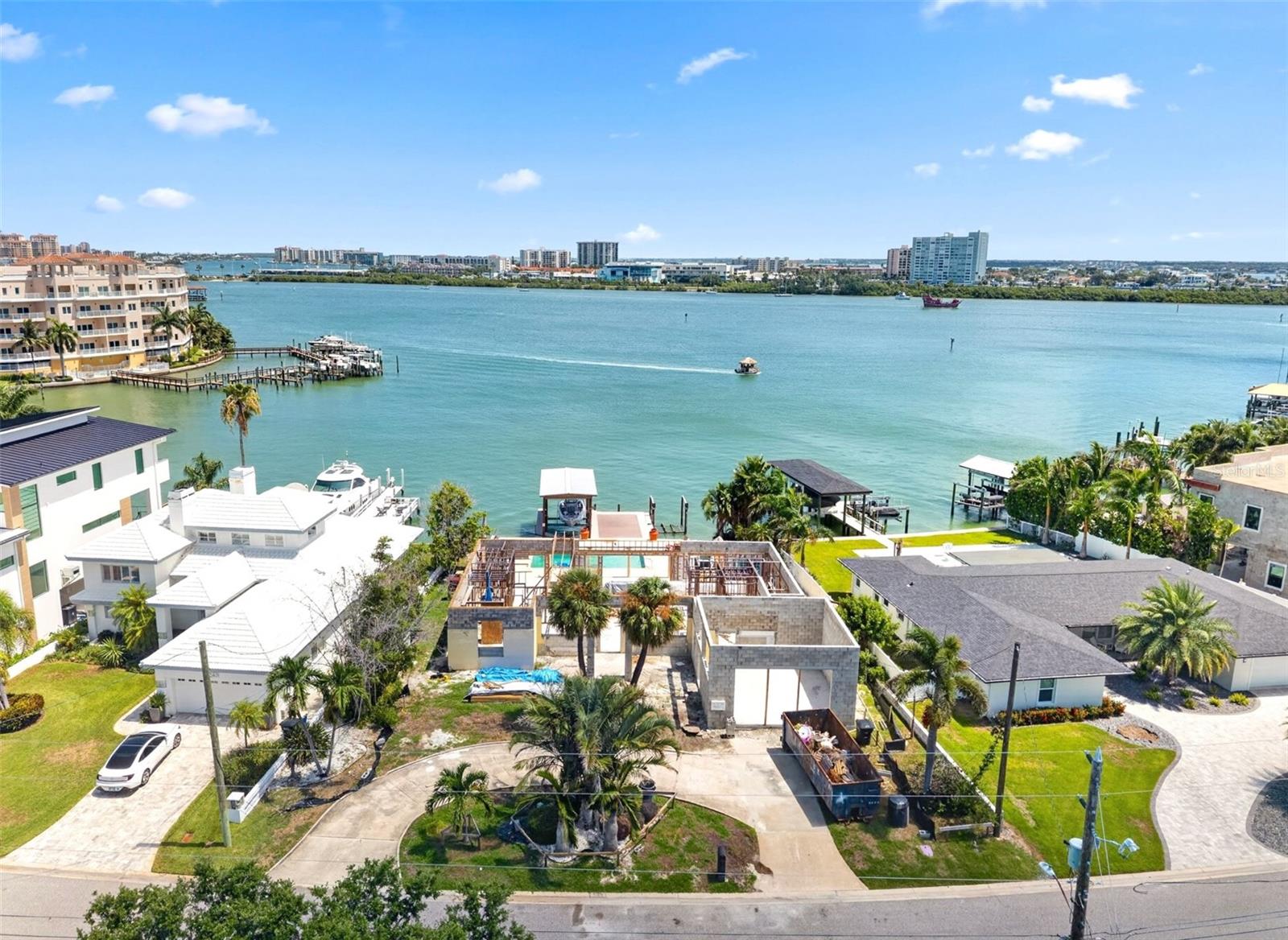 246 BAYSIDE DR