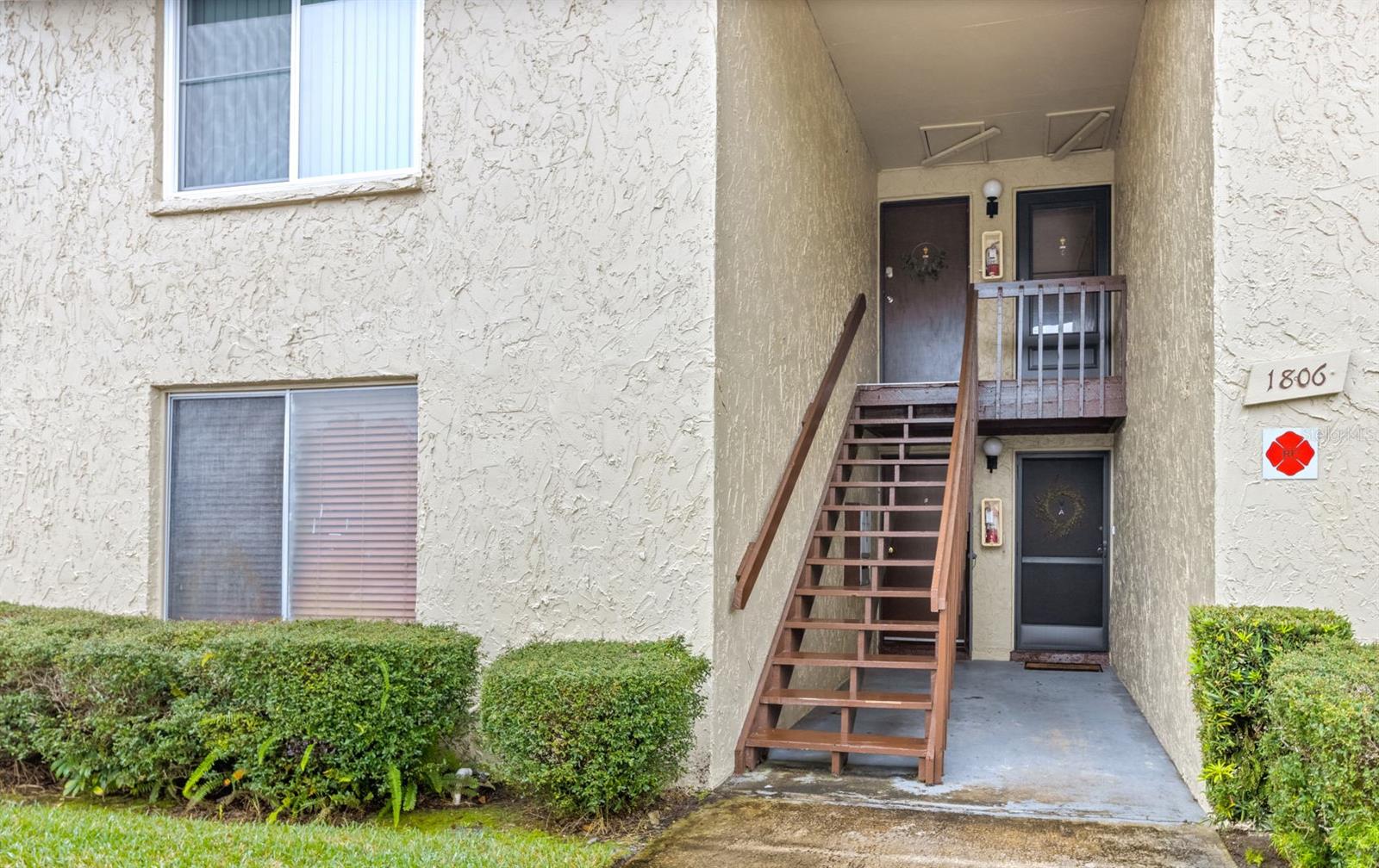 4215 E BAY DR #1806D Property Photo 1
