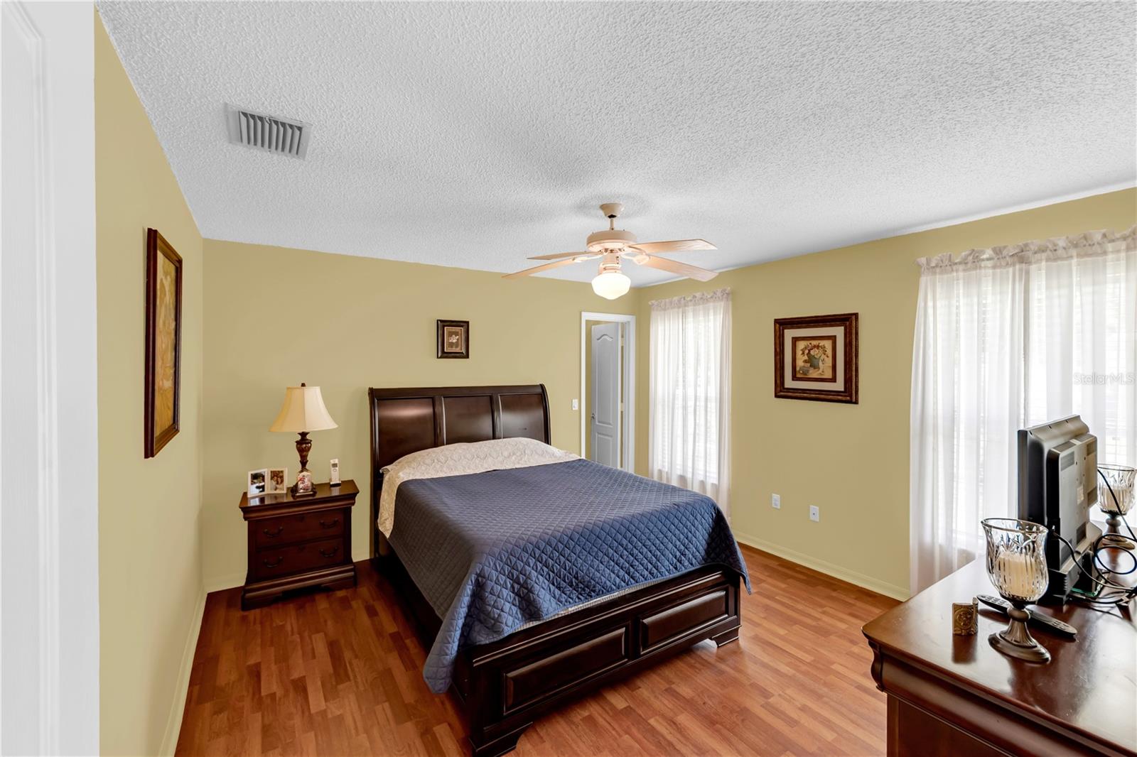 5146 Worth Ct Property Photo 33