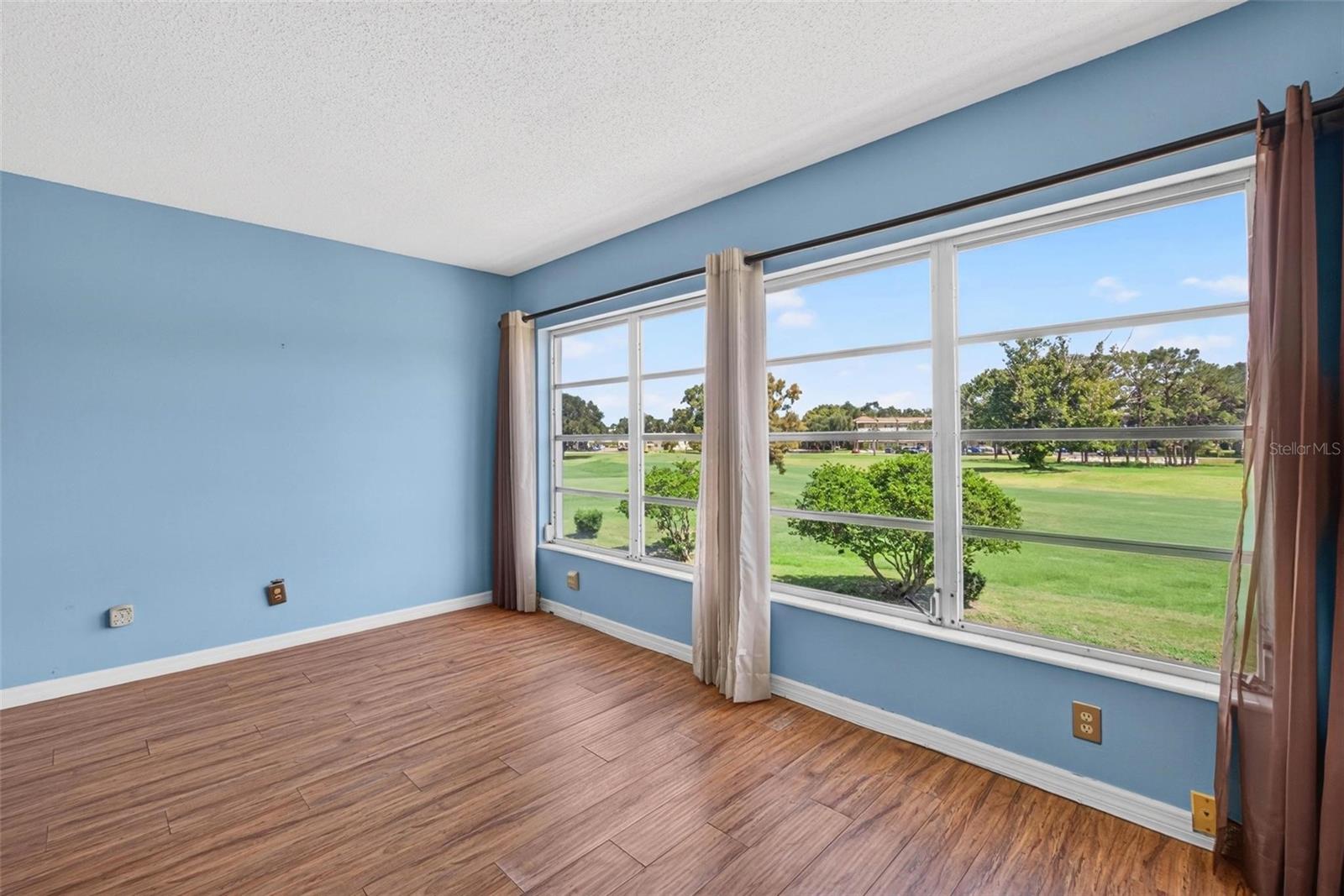 2410 Franciscan Dr #60 Property Photo 10