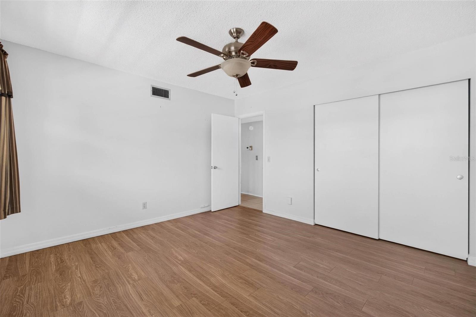 2410 Franciscan Dr #60 Property Photo 14