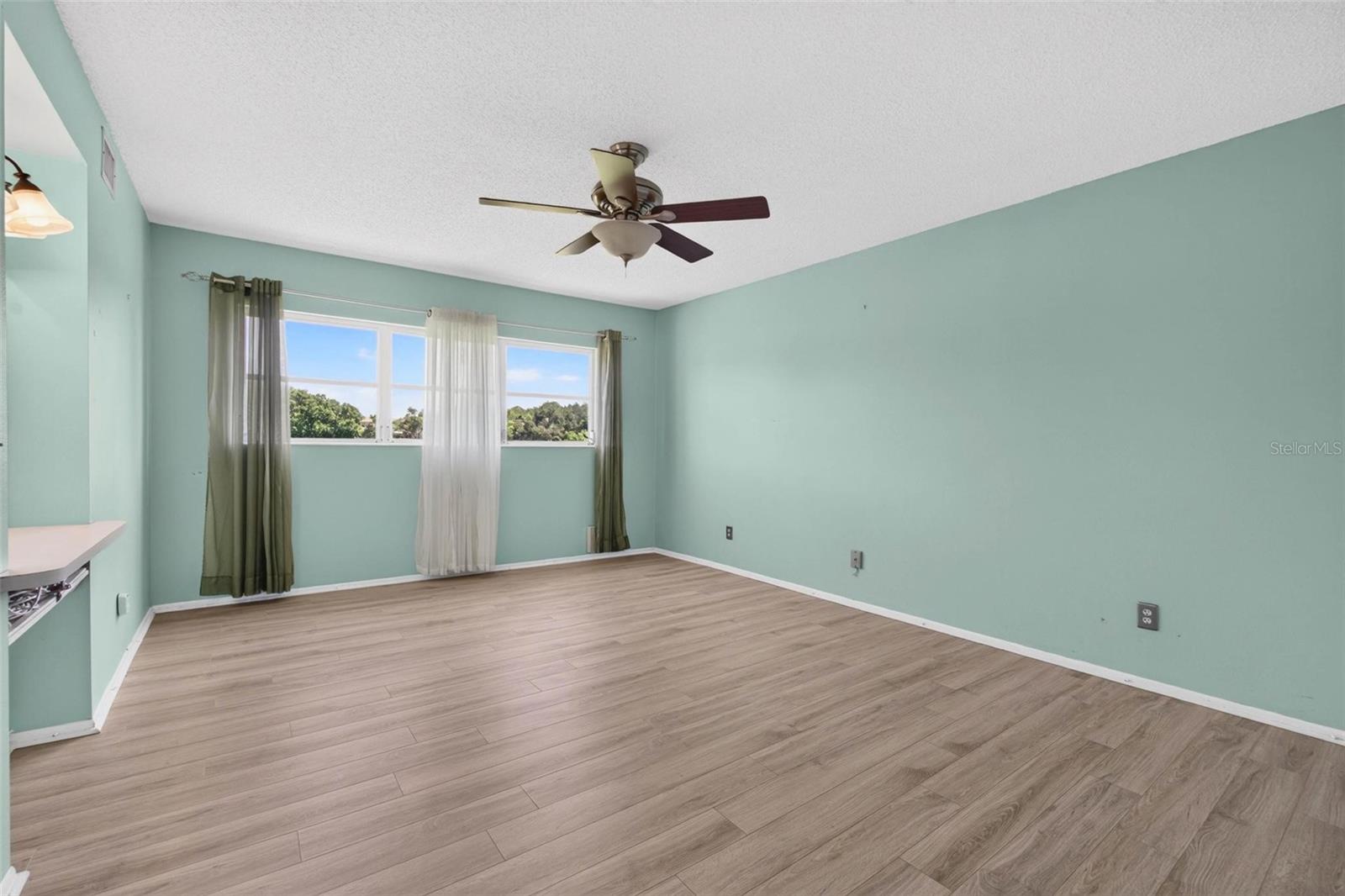 2410 Franciscan Dr #60 Property Photo 16