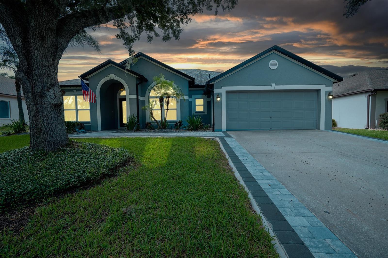12408 Riverglen Dr Property Photo 1