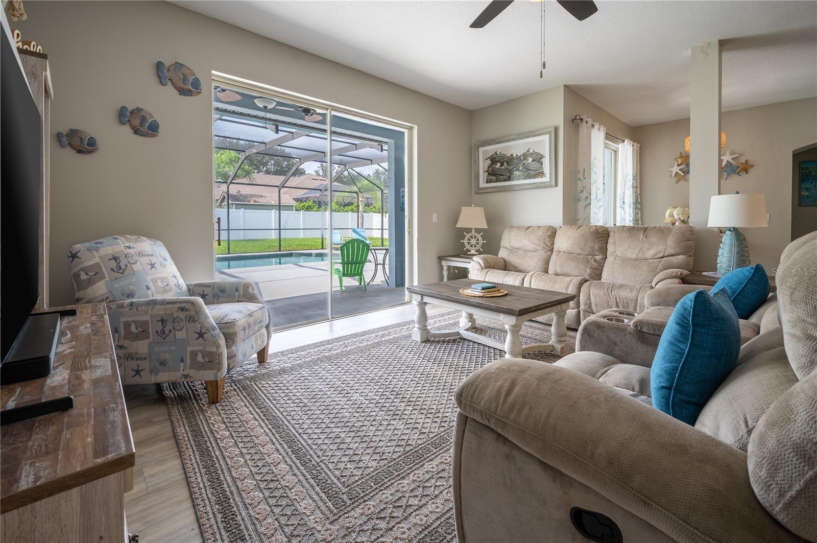 12408 Riverglen Dr Property Photo 21