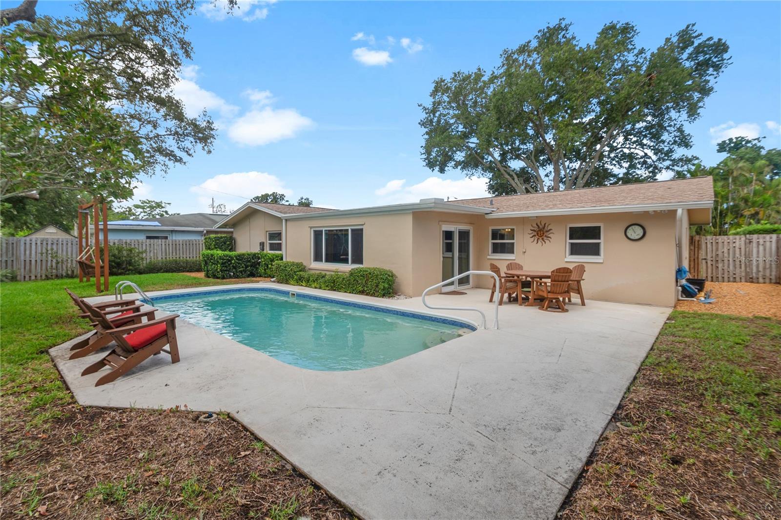 1707 Ridgeway Dr Property Photo 4