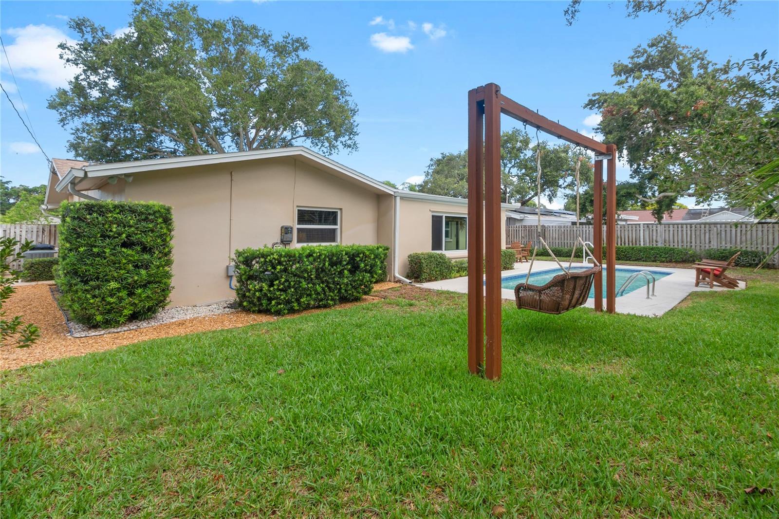 1707 Ridgeway Dr Property Photo 6