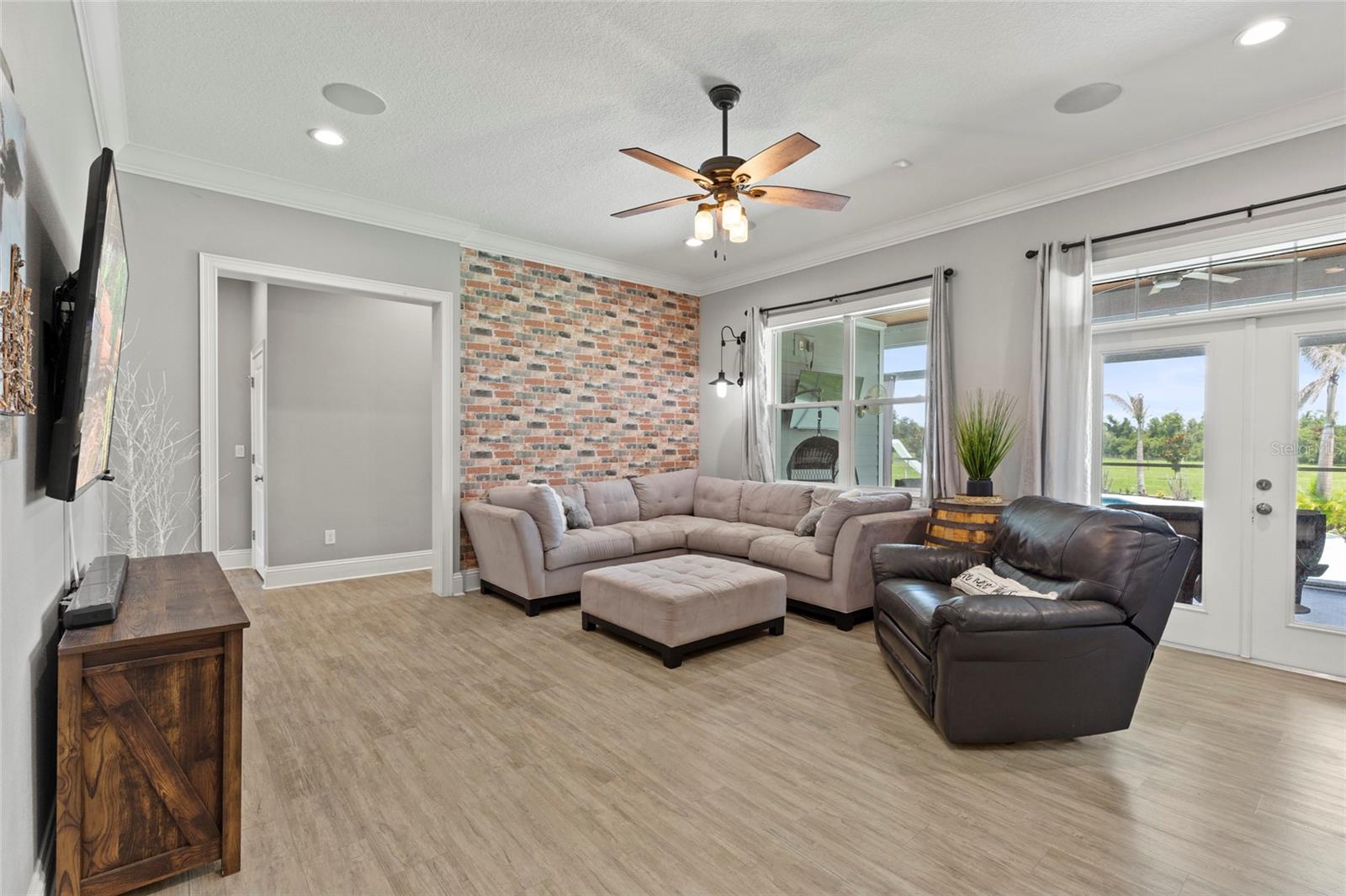 15710 Colding Loop Property Photo 7