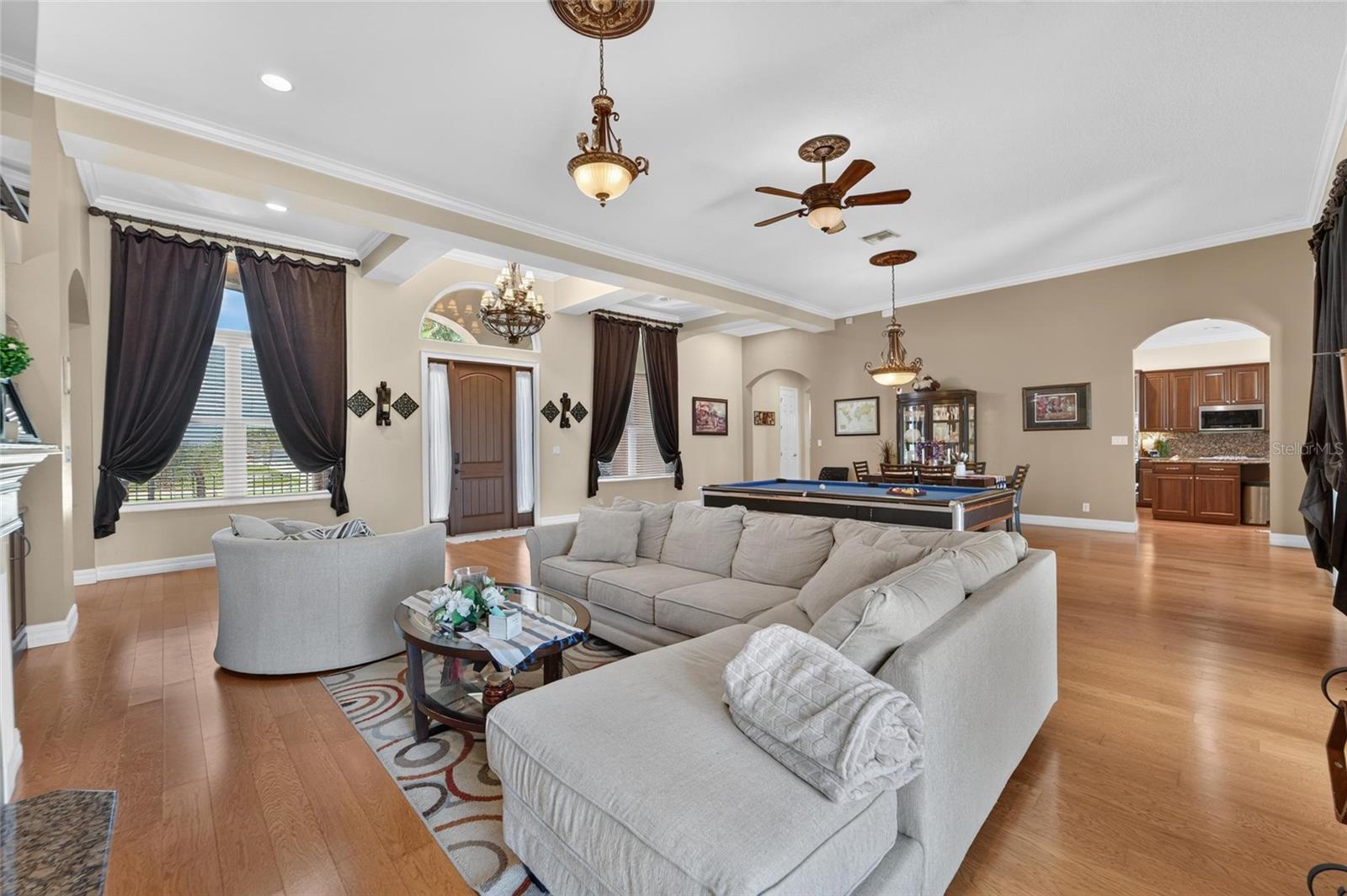 5207 Lake Venice Dr Property Photo 8