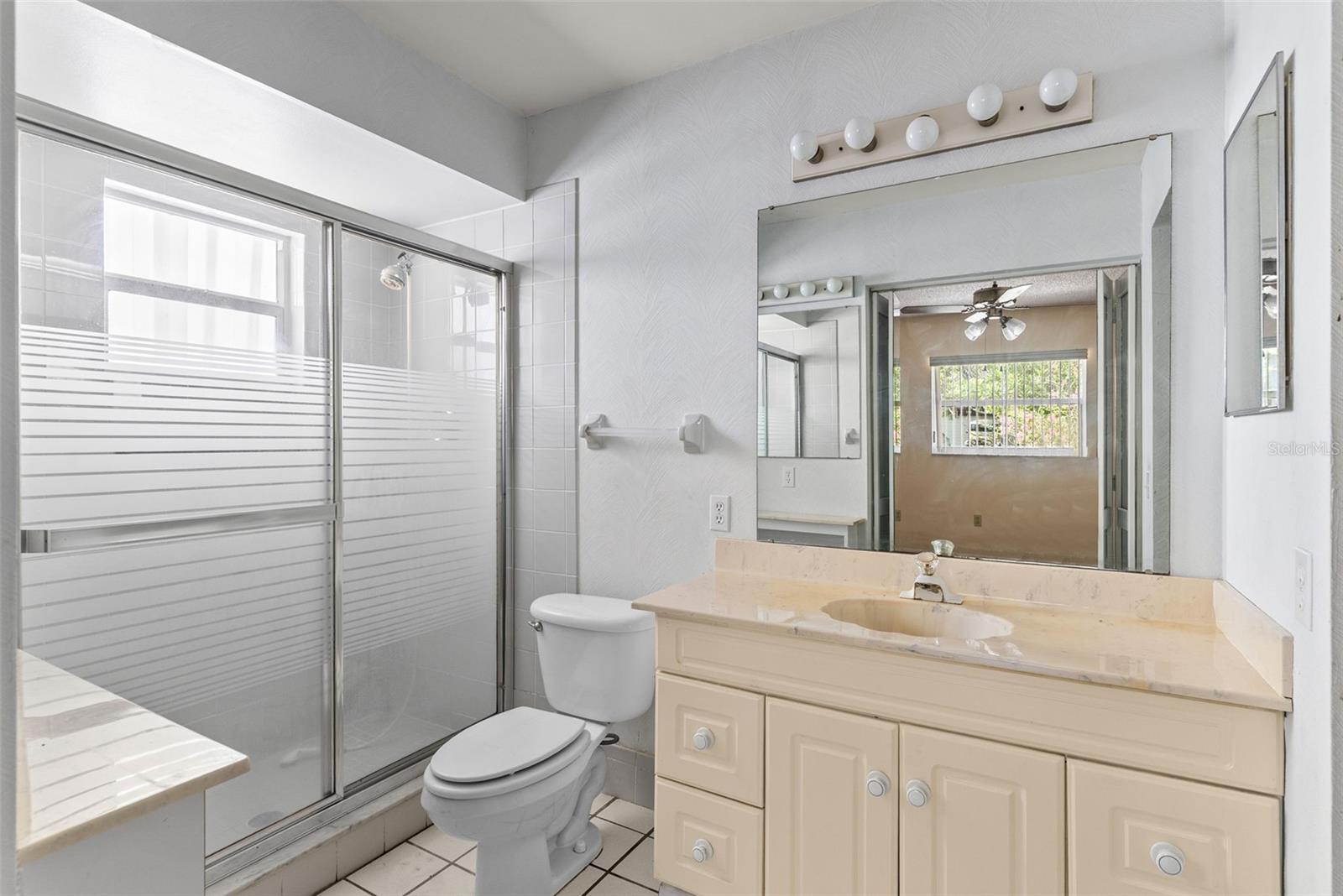 436 Manor Blvd Property Photo 11