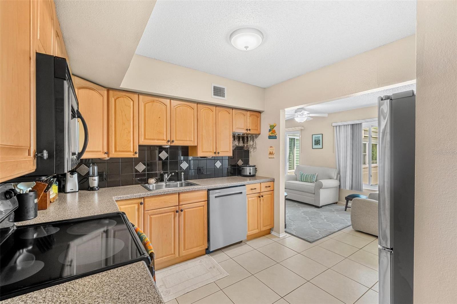 2440 World Parkway Blvd #52 Property Photo 8