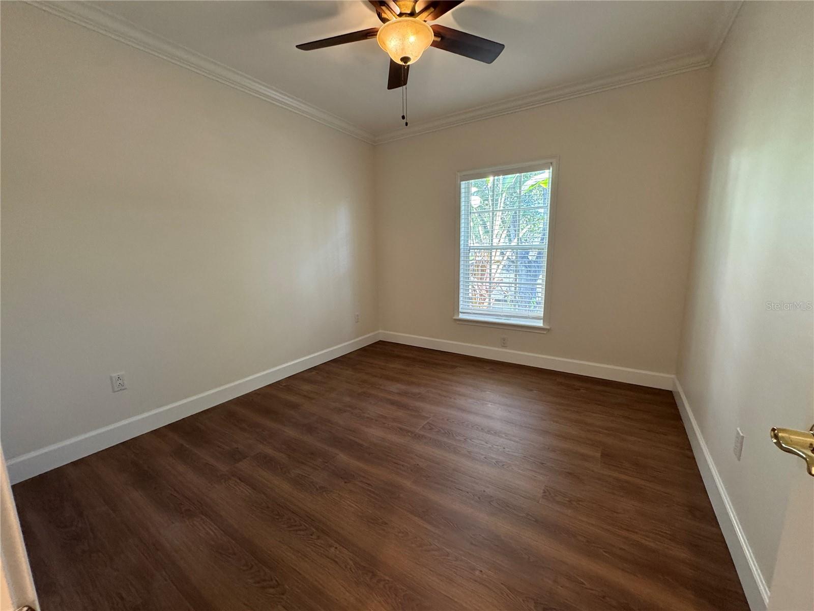 3103 W Waverly Ave Property Photo 56