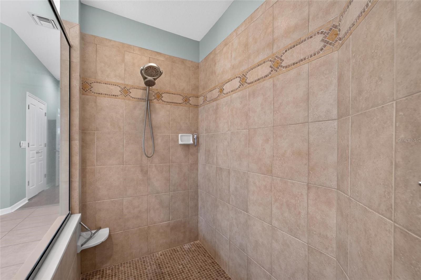 5226 Brighton Shore Dr Property Photo 56