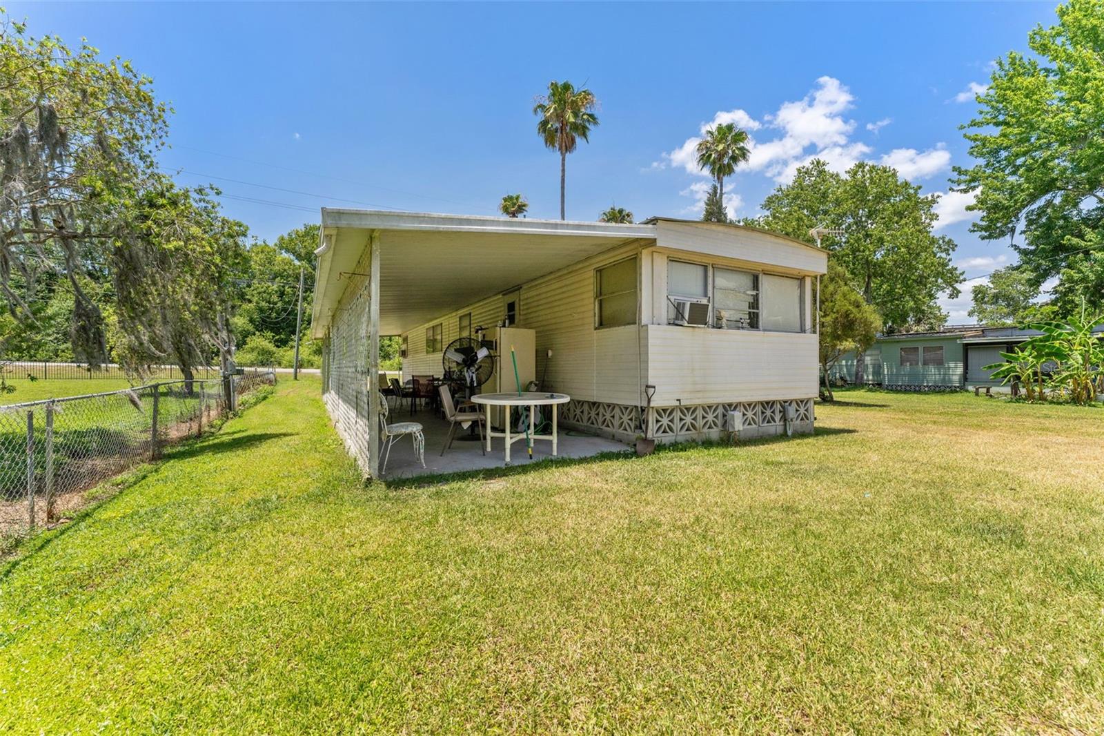 7558 Berkley Rd Property Photo 10