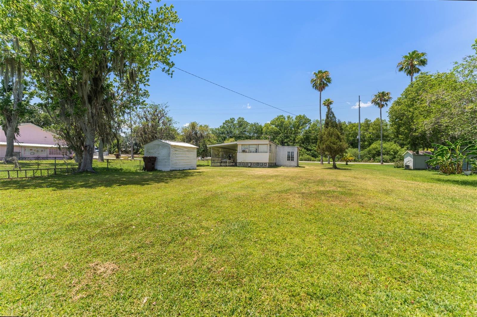 7558 Berkley Rd Property Photo 12