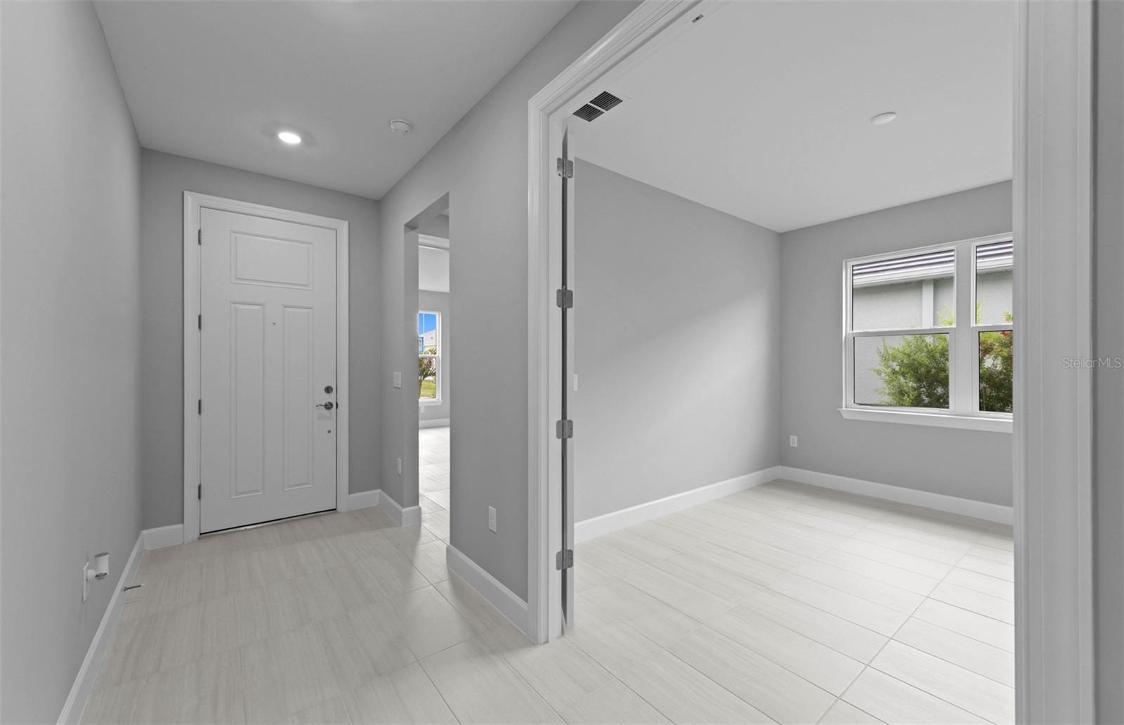 1840 Silver Shores Blvd Property Photo 7