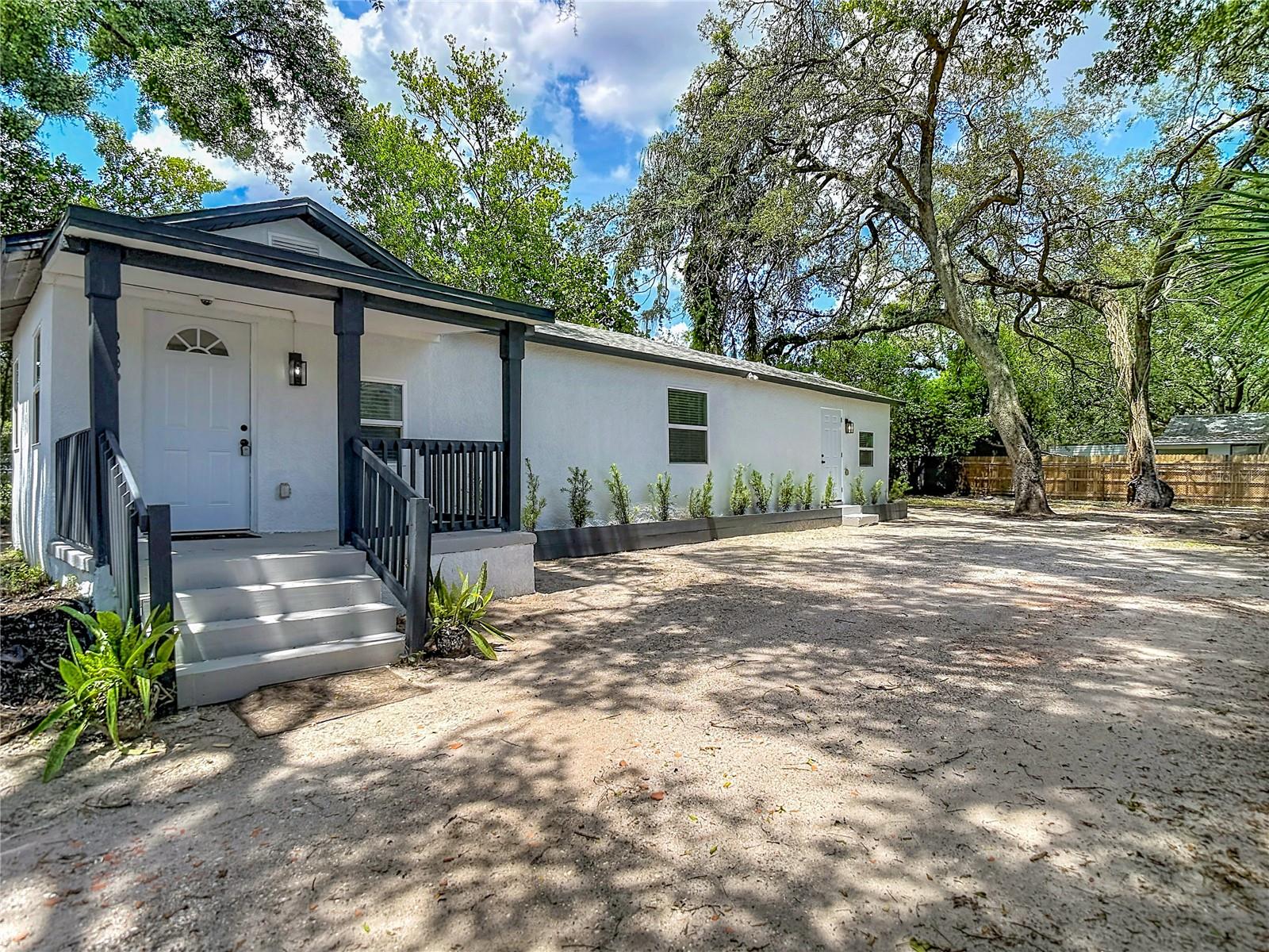 10009 N FLORENCE AVE