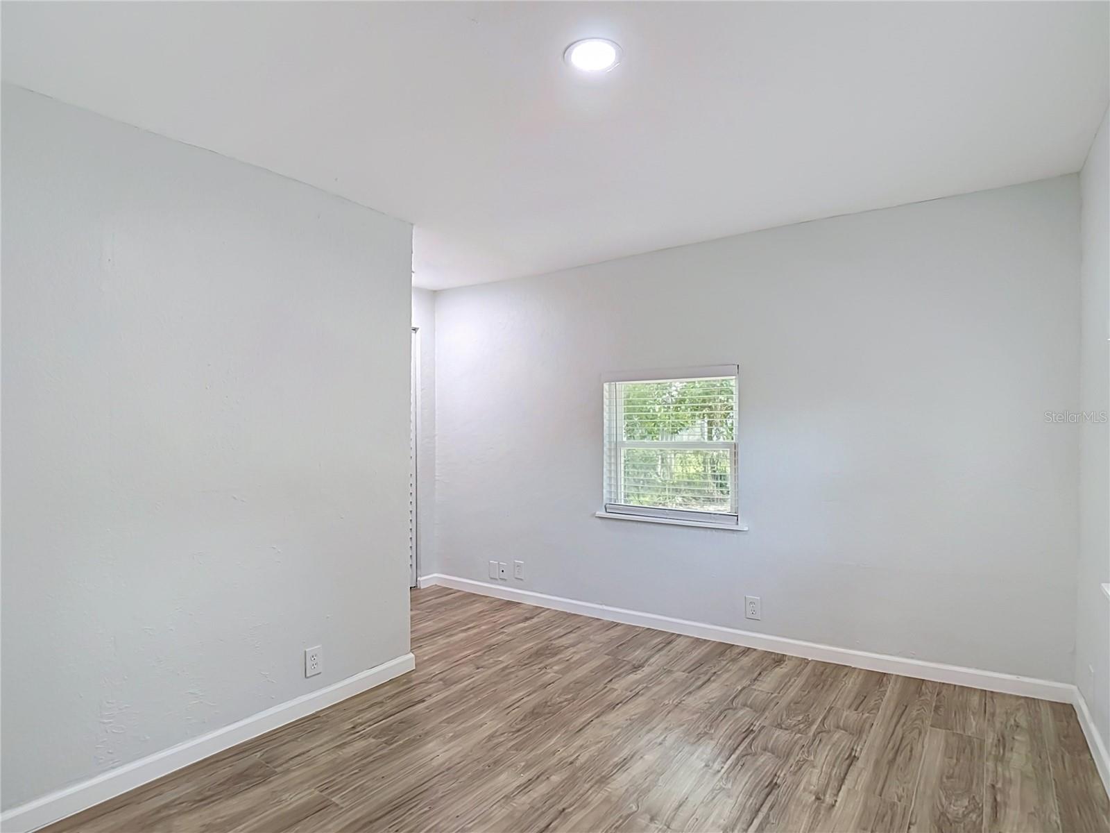 10009 N Florence Ave Property Photo 31