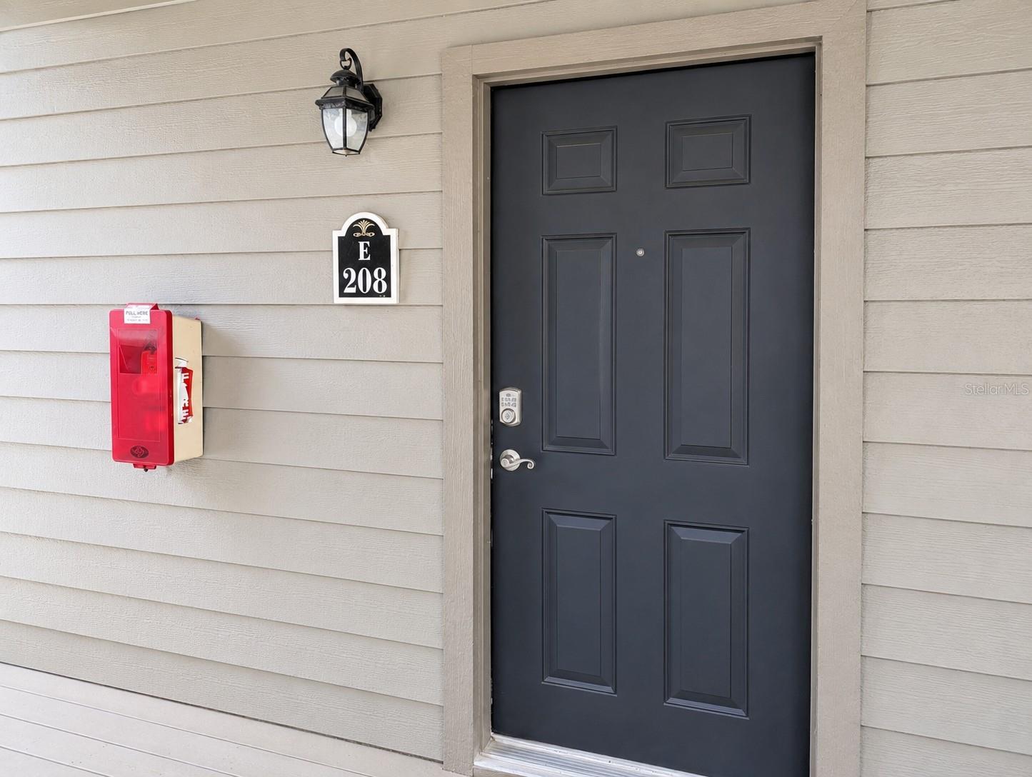 2500 Winding Creek Blvd #e208 Property Photo 3