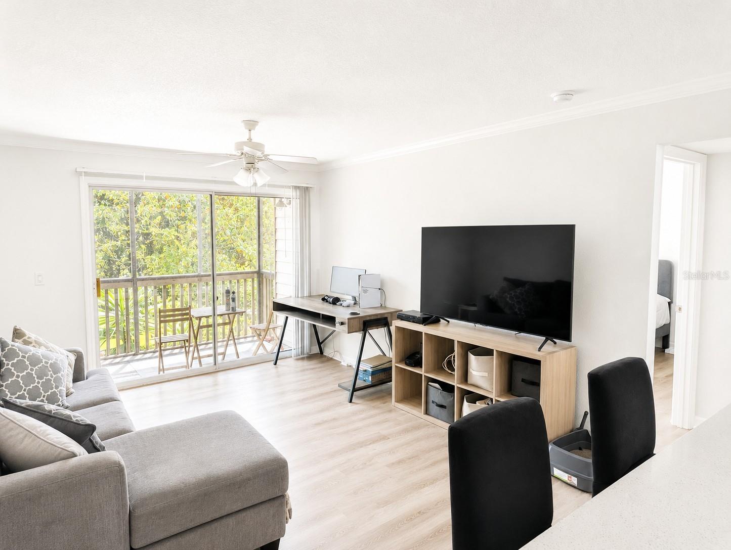 2500 Winding Creek Blvd #e208 Property Photo 7