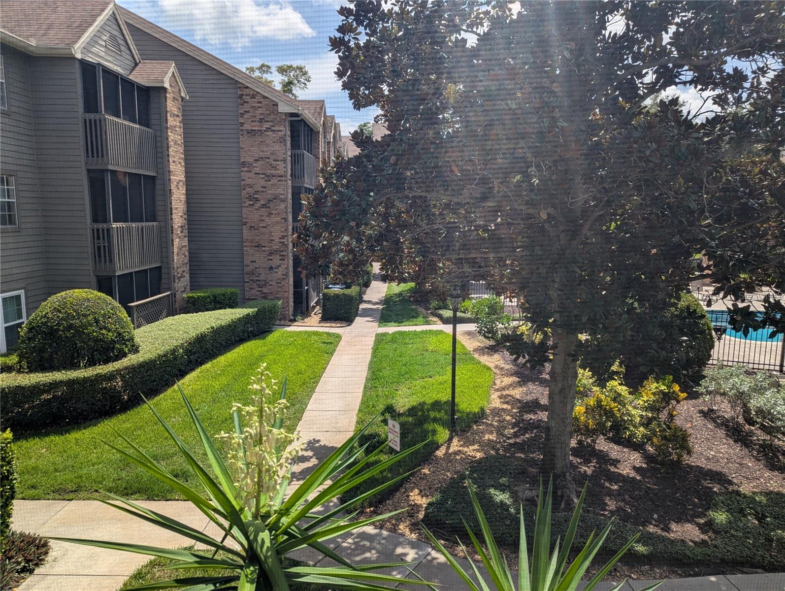 2500 Winding Creek Blvd #e208 Property Photo 14