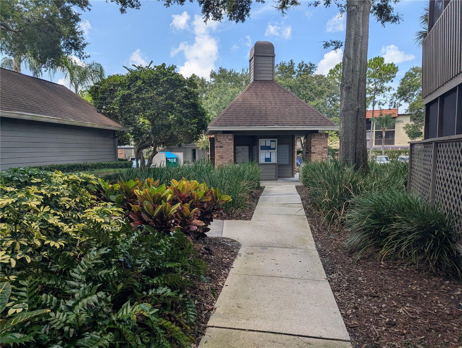 2500 Winding Creek Blvd #e208 Property Photo 18