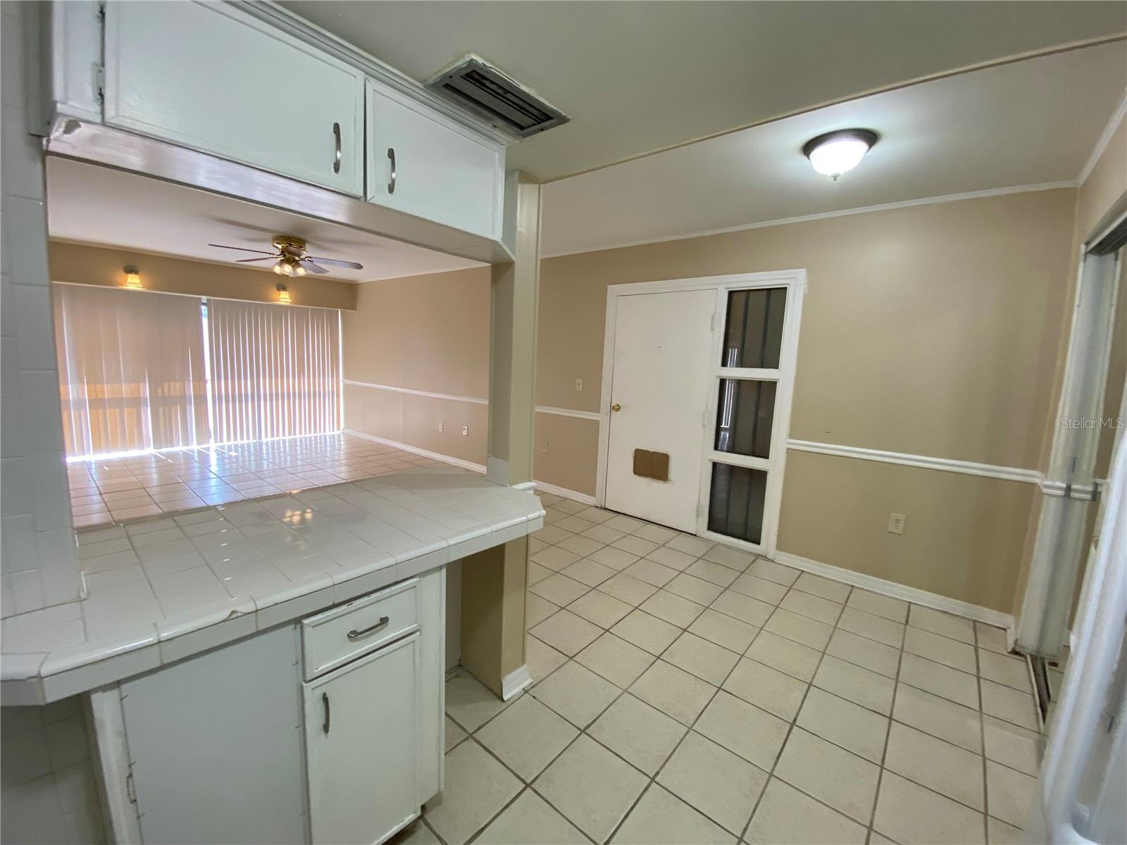 8602 Huron Ct #50 Property Photo 9