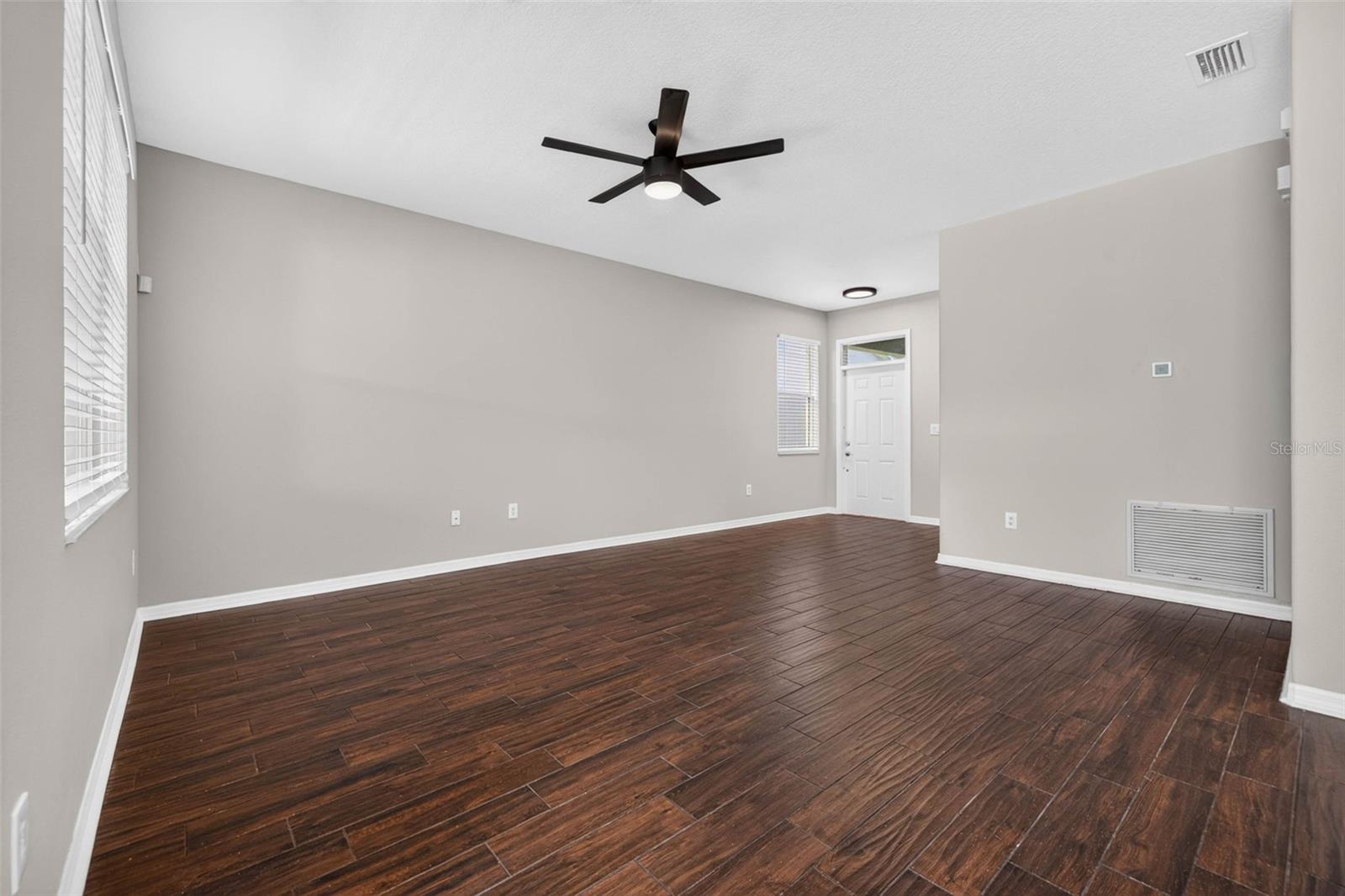 14013 Hollow Leaf Pl Property Photo 4
