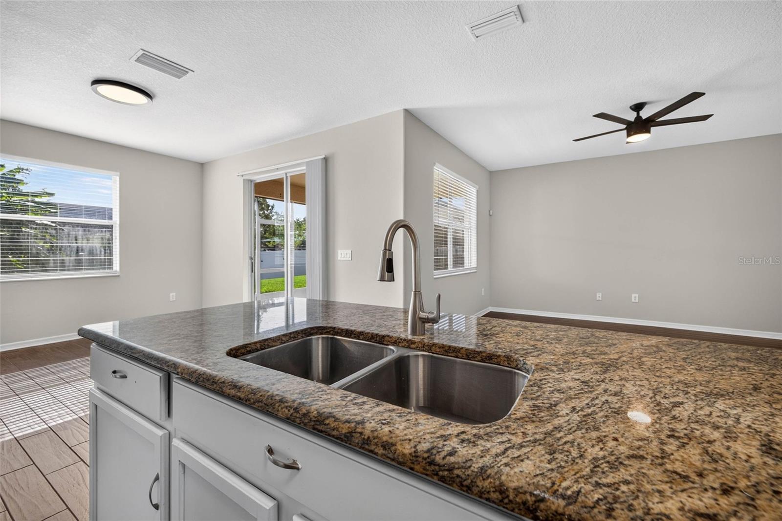 14013 Hollow Leaf Pl Property Photo 8