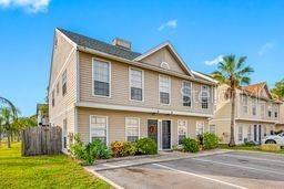 132 Douglas Rd W #a Property Photo 1