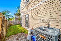 132 Douglas Rd W #a Property Photo 5