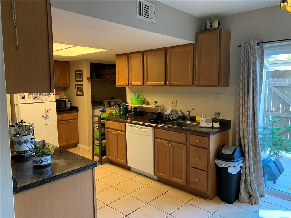 913 Buck Ct Property Photo 5