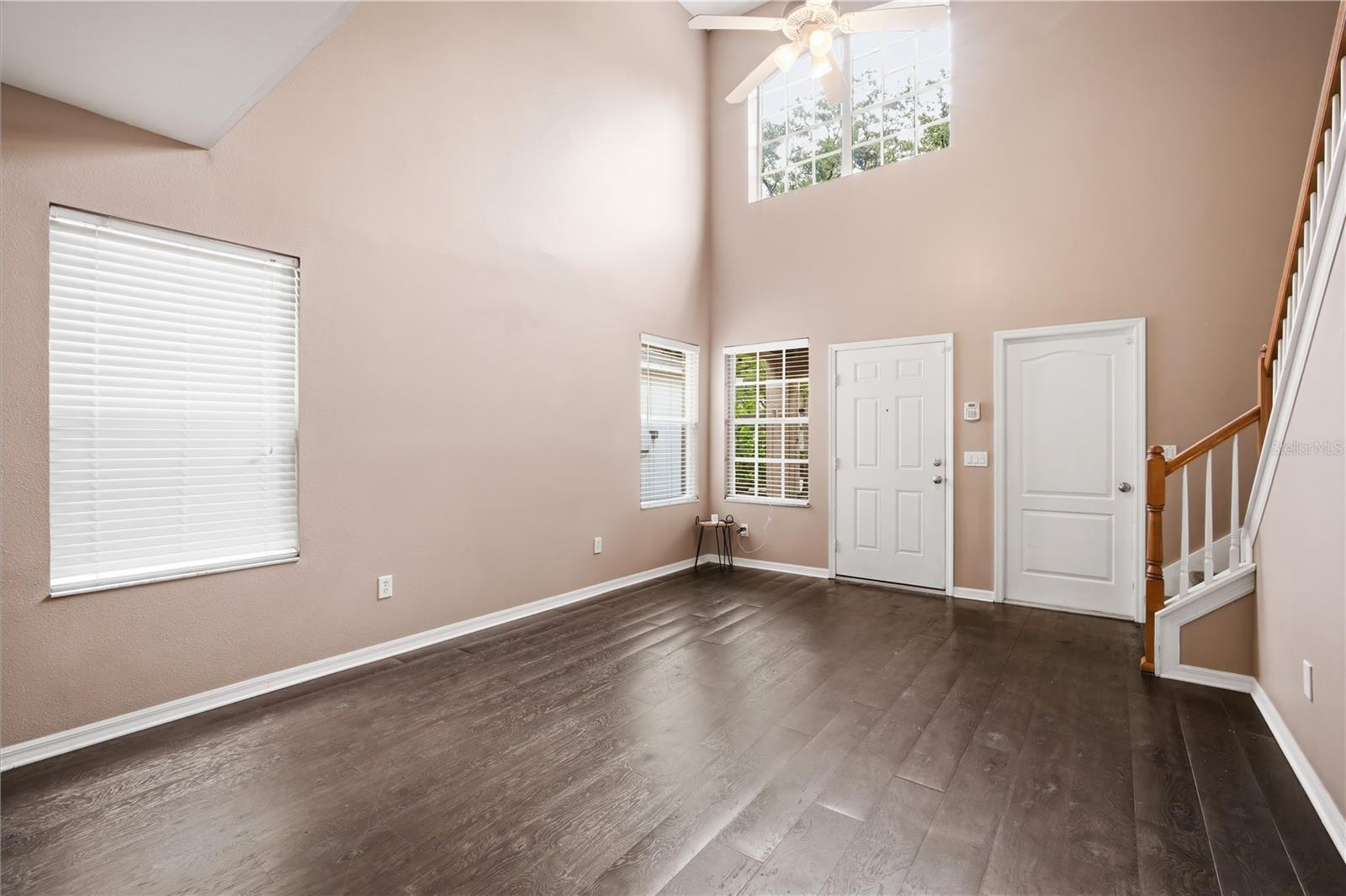 18126 Birdwater Dr Property Photo 5