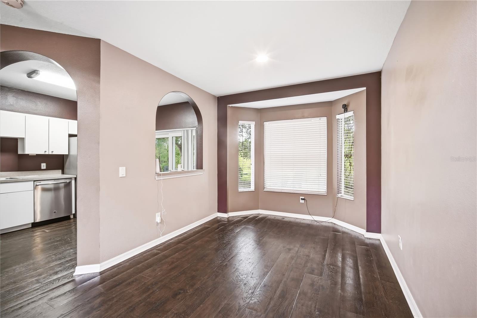 18126 Birdwater Dr Property Photo 7