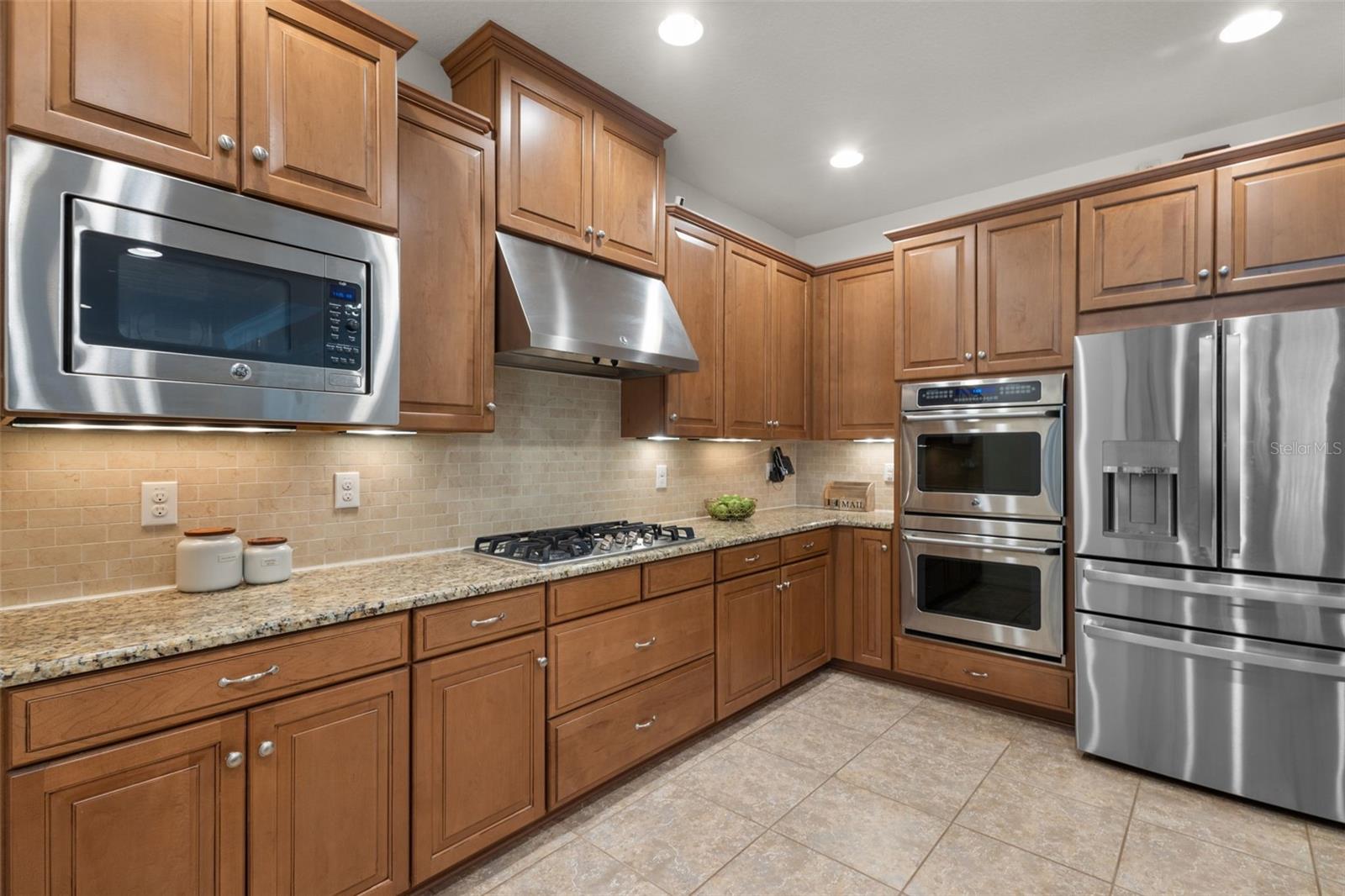 1584 Virginia Willow Dr Property Photo 13