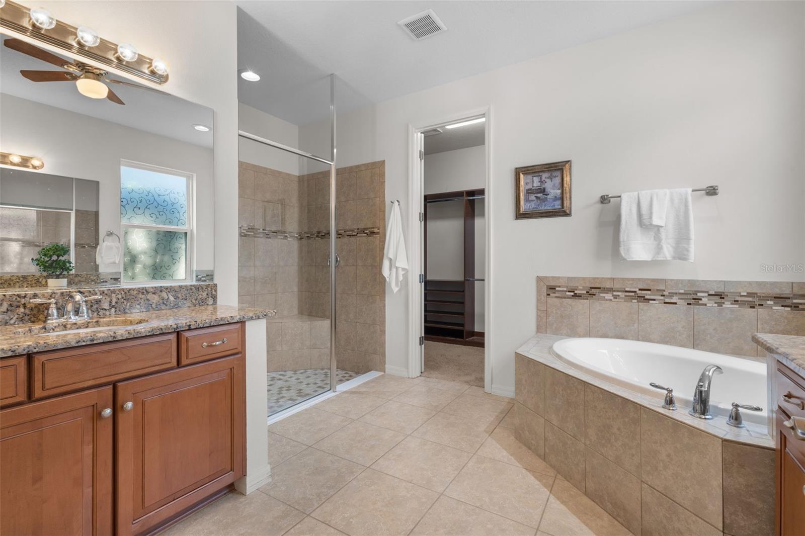 1584 Virginia Willow Dr Property Photo 17