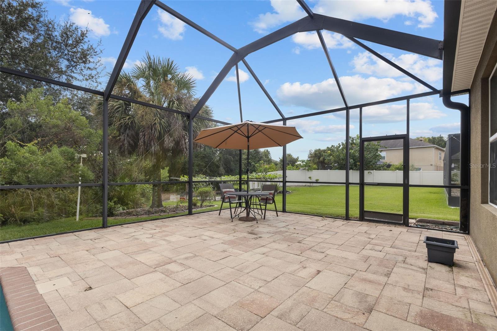 1584 Virginia Willow Dr Property Photo 25