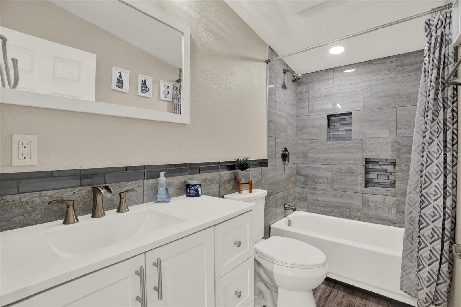 13611 Mcintosh Dr Property Photo 21