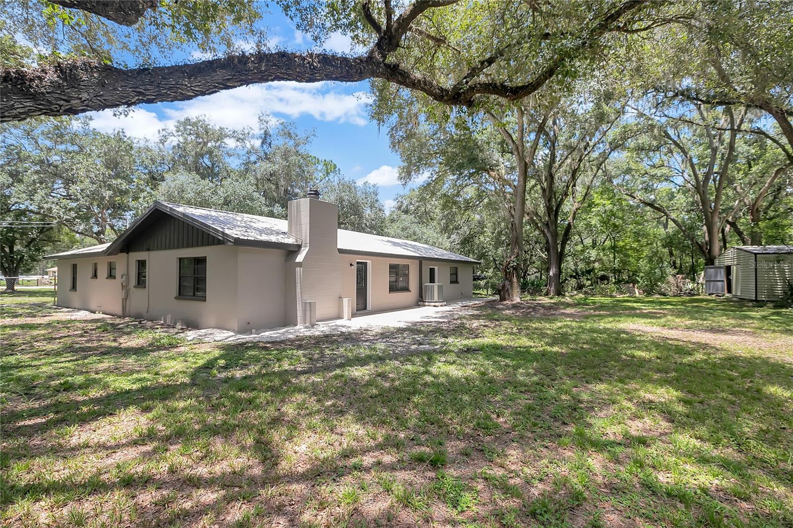 1609 Itchepackesassa Dr Property Photo 35