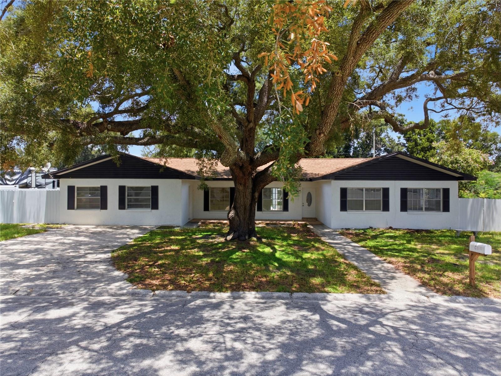 604 Royal Crest Dr Property Photo 49