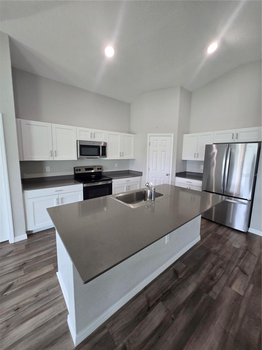 12730 Mangrove Forest Dr Property Photo 9