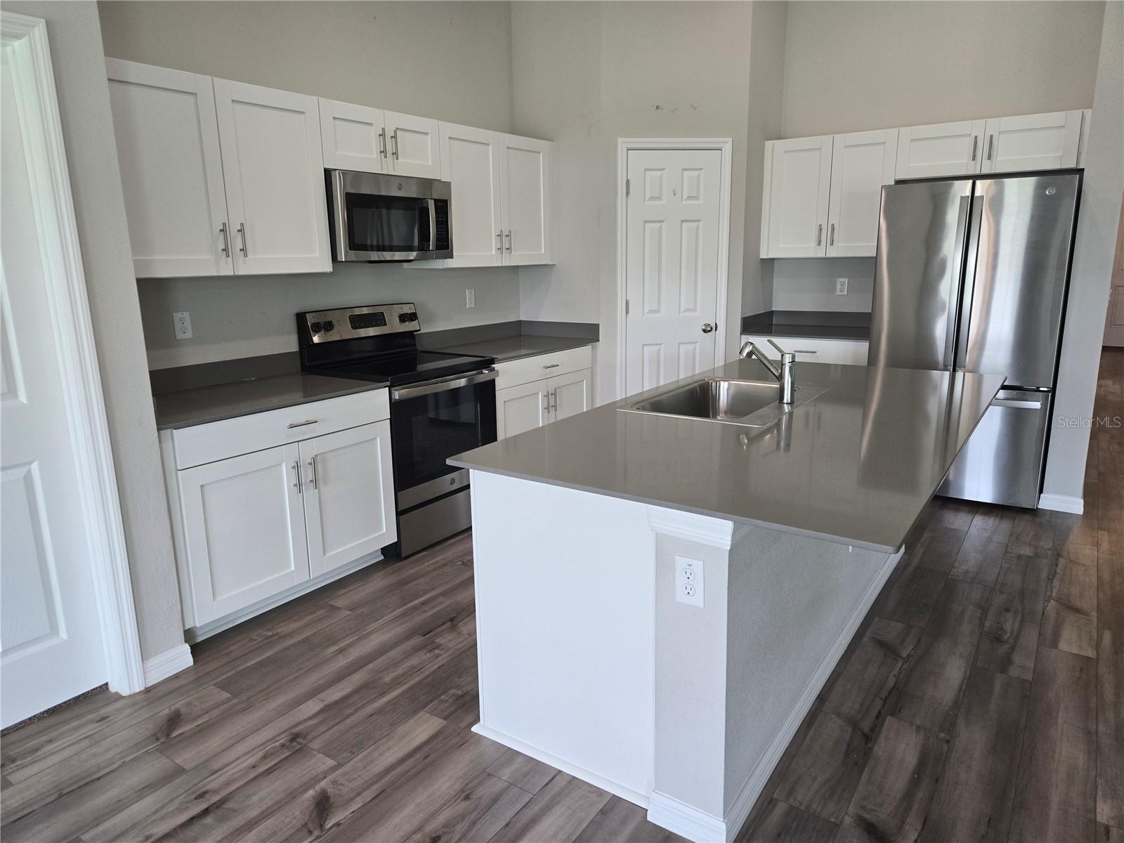 12730 Mangrove Forest Dr Property Photo 10