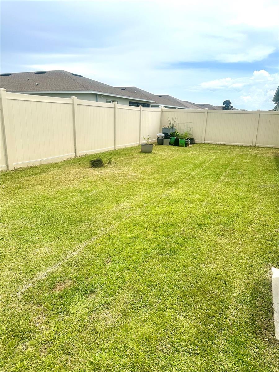 TB8532412 Property Photo 39